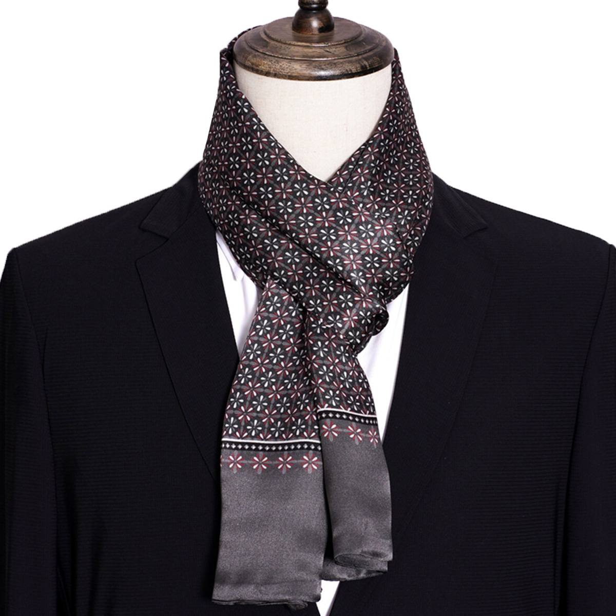 Selendang Sutra Pria Motif Gar - Men'S Accessories Premium ulasan dan harga