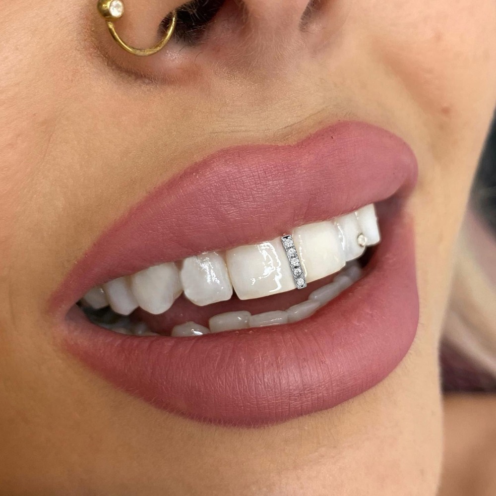Grillz Gigi Lapis Emas Perak M - Men Accessories Silver ulasan dan harga